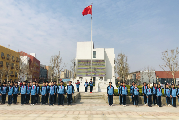 东凯实验学校举行第六届读书节开幕仪式