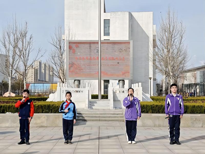 东凯实验学校共青团员、少先队员代表献词开学典礼