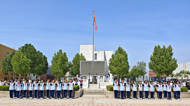 东营市东凯实验学校社会主义核心价值观主题教育升旗仪式 (2024-2025学年第二学期第十三周)