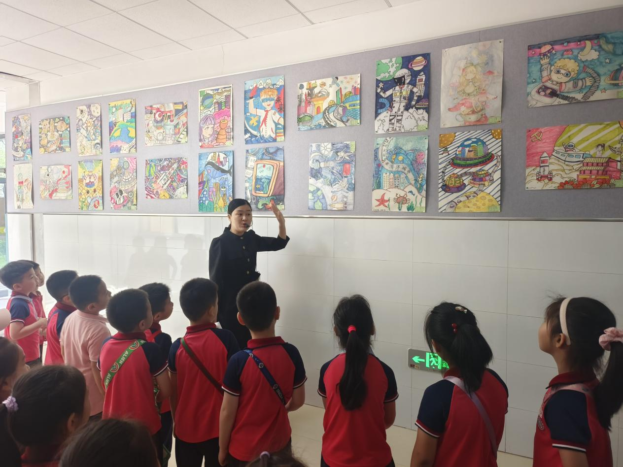 东营市东凯实验学校小学部与雅立福幼儿园联合开展半日体验活动