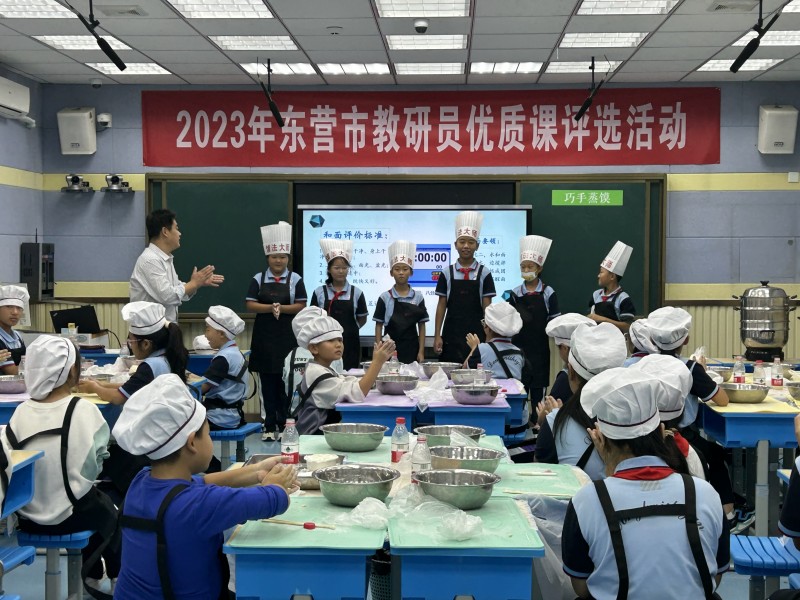 东凯实验学校承办2023年东营市教研员优质课评选活动