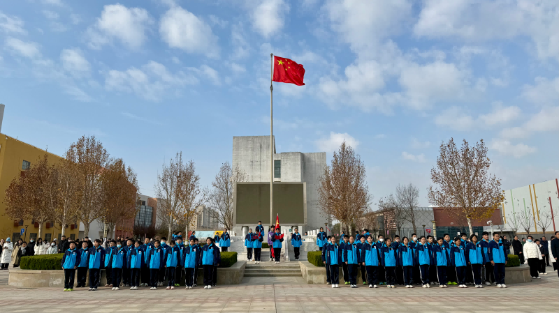东营市东凯实验学校社会主义核心价值观主题教育升旗仪式 (2025-2026学年第一学期第十四周)